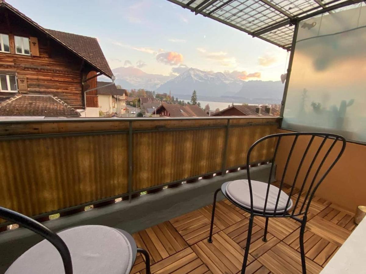 Schoene Ferienwohnung Mit Seeblick Тун Экстерьер фото
